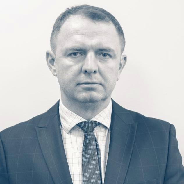 Marcin Wierzchowski – teatr poza schematem. Przewodnik po twórczości